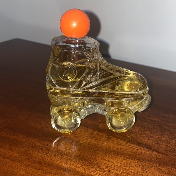 Avon roller skate perfume bottle - Picture 3 of 7